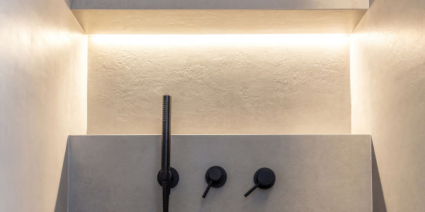 Reforma de Baños Camós · Soluciones de iluminación LED prácticas, funcionales y estéticas