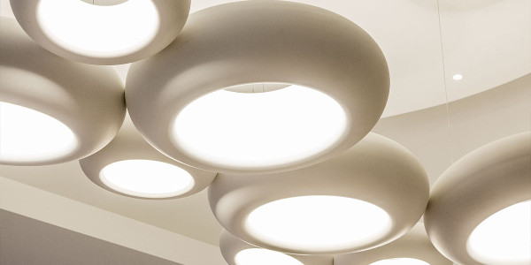 Reformas Integrales Hostalric · Iluminación e Instalaciones Eléctricas
